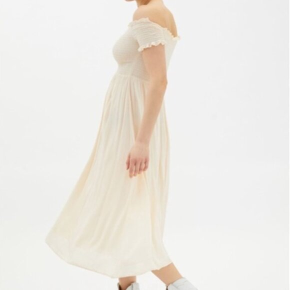 Urban Outfitters Amelia Off The Shoulder Neutral Smocked Midi Maxi Dress - Picture 4 of 15